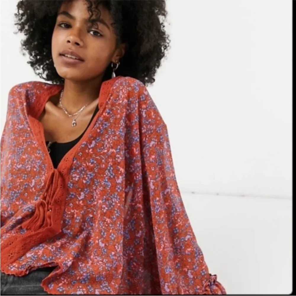 Free People Lola Wild Red Kimono Tassel Tie  Sz Small Relaxed Fit NWT Ret $98